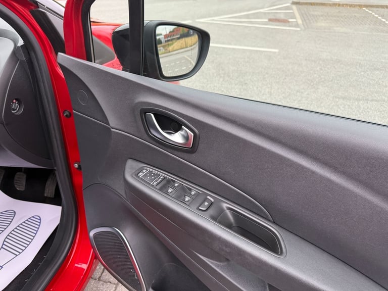 2019 Renault Captur 0.9 TCE 90 Iconic 5dr HATCHBACK Petrol Manual