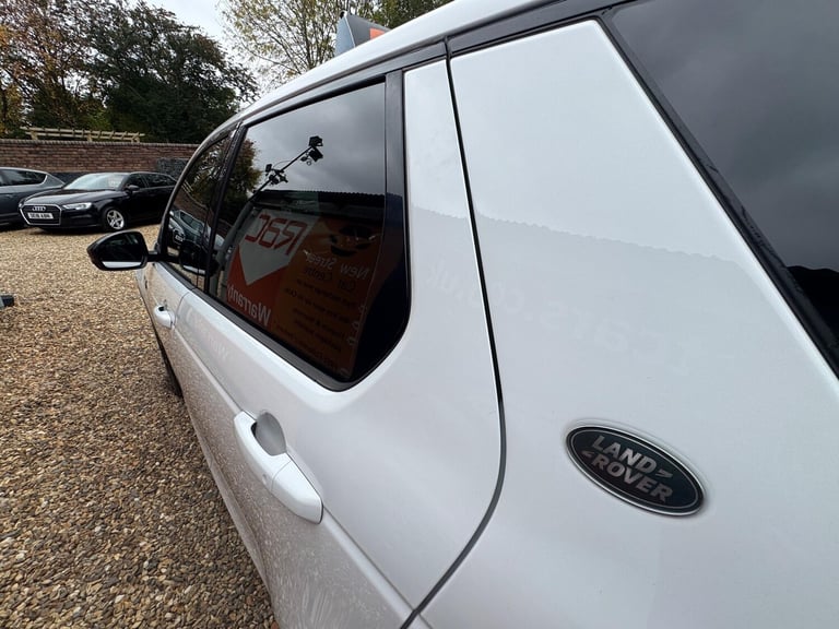 2017 Land Rover Discovery Sport 2.0 TD4 SE Tech 4WD Euro 6 (s/s) 5dr ESTATE Diesel Manual