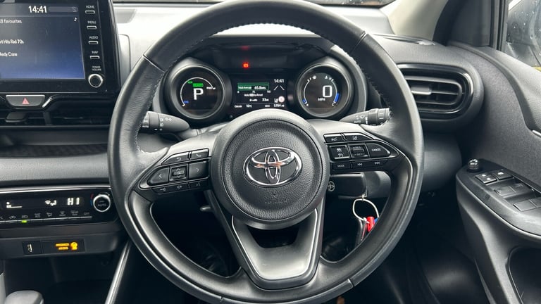 2022 Toyota Yaris 1.5 Hybrid Design 5dr CVT Hybrid Hatchback Hatchback Hybrid Automatic