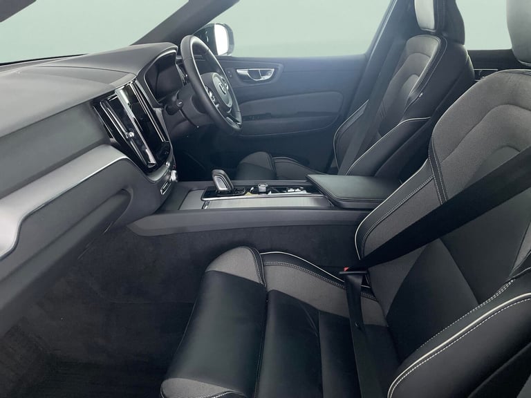 2021 Volvo XC60 2.0 T6 Recharge PHEV R DESIGN 5dr AWD Auto ESTATE PETROL/ELECTRIC Automatic