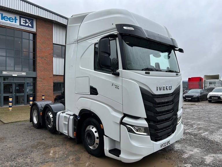 IVECO ‘S WAY’ 570 6X2 TRACTOR UNIT 2022 – HY22 UPC
