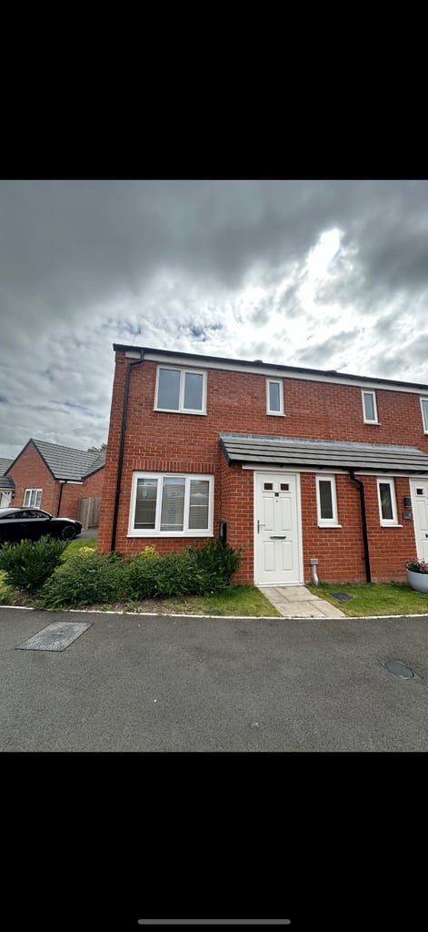 House to rent 3 bed en-suite Shepshed Loughbrough driveway 2 bathrooms 