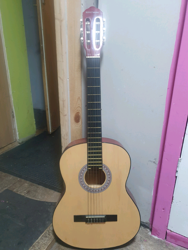 Classical Guitar to sell