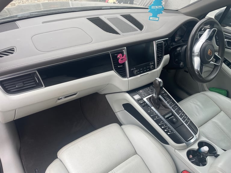 Porsche, MACAN, Estate, 2017, Semi-Auto, 2967 (cc), 5 doors