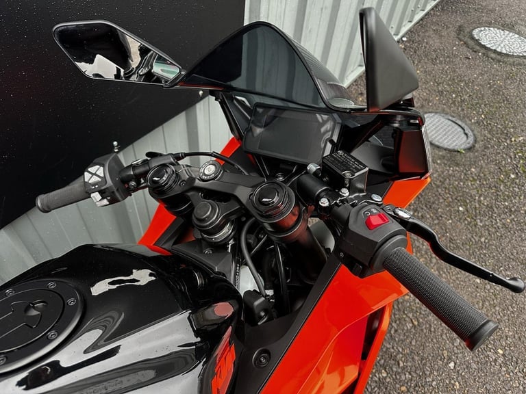 2024 KTM RC 125 MOTORCYCLE