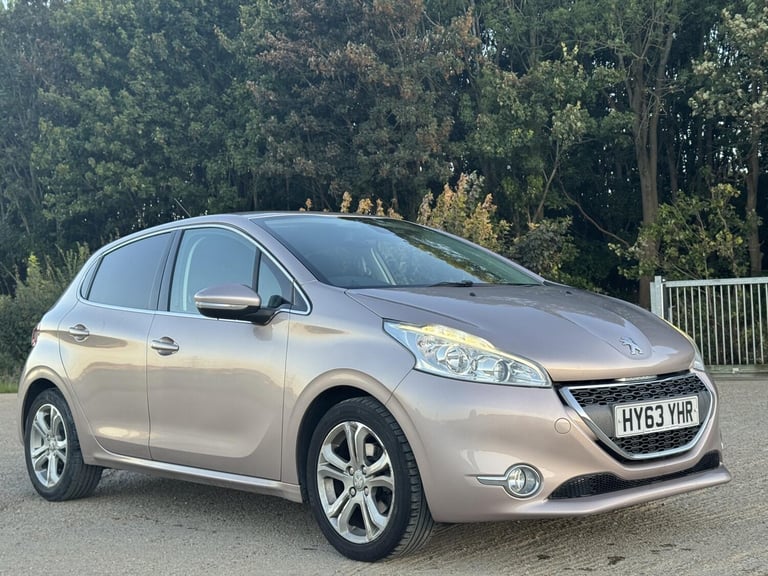 2013 Peugeot 208 1.2 e-VTi Allure 5dr EGC HATCHBACK PETROL Manual