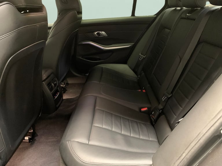 2020 BMW 3 Series 2.0 330e 12kWh M Sport Saloon 4dr Petrol Plug-in Hybrid Auto Euro 6 (s/s) ( Sal...