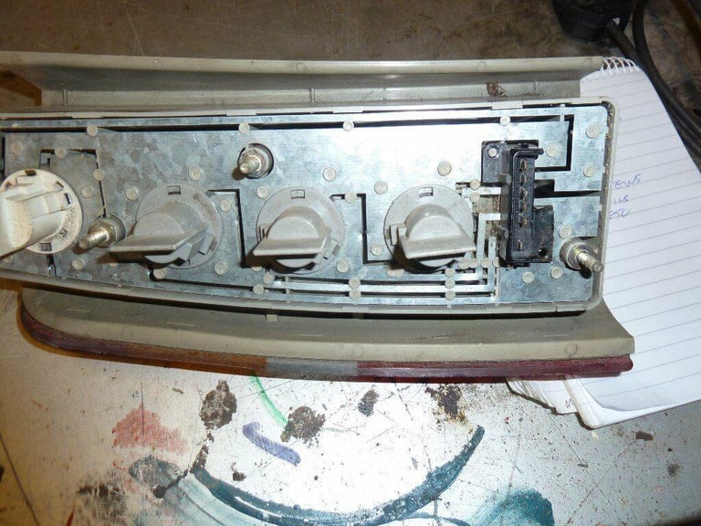 o/side rear light for escort van mk 5/6/7