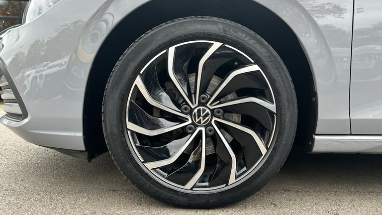 2021 Volkswagen Golf 1.5 TSI Life Hatchback 5dr Petrol Manual Euro 6 (s/s) (130 ps) Hatchback Pet...