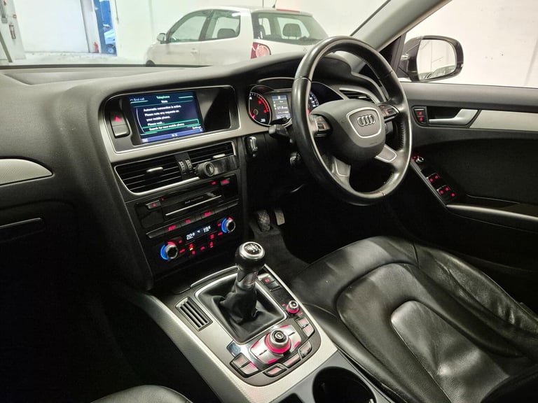 2013 Audi A4 2.0 TDI SE Technik Euro 5 (s/s) 4dr SALOON Diesel Manual