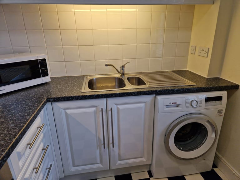 One Bedroom Furnished Flat, Rhu, Helensburgh G84 8LS