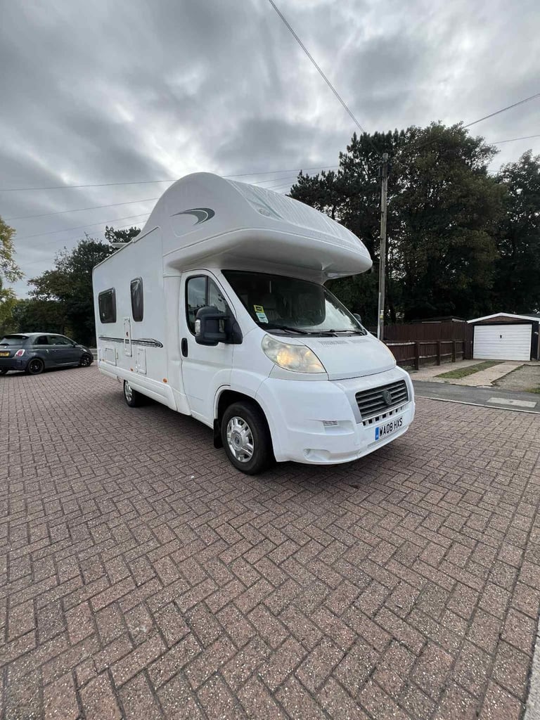 Bessiecarr e425 2008 motorhome