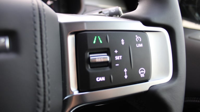 2025 Land Rover Discovery 3.0 D350 Metropolitan Edition 5dr Auto Estate Diesel Automatic