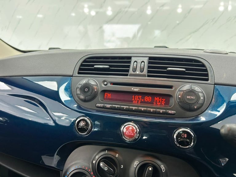 2014 Fiat 500 1.2 Lounge Hatchback 3dr Petrol Manual Euro 6 (s/s) (69 bhp) 8X SERVICES Hatchback ...