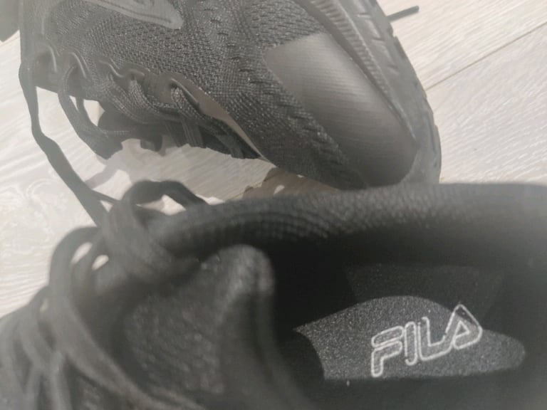 Womens shoes FILA size 4