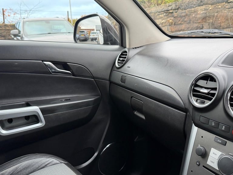 2015 Vauxhall Antara 2.2 CDTi Exclusiv 2WD Euro 5 (s/s) 5dr HATCHBACK Diesel Manual