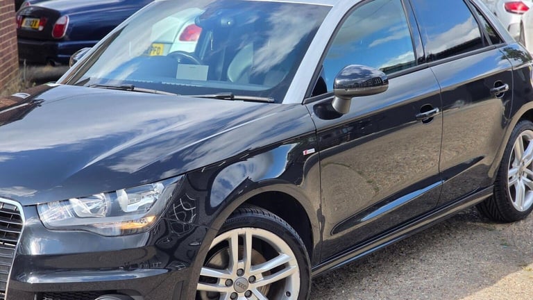 AUDI A1 1.4 TFSI S line Sportback S Tronic Euro 5 5dr 2012