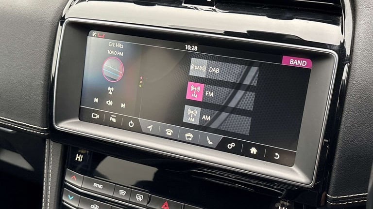 2018 Jaguar F-Pace 2.0d R-Sport 5dr Auto AWD Estate Diesel Automatic