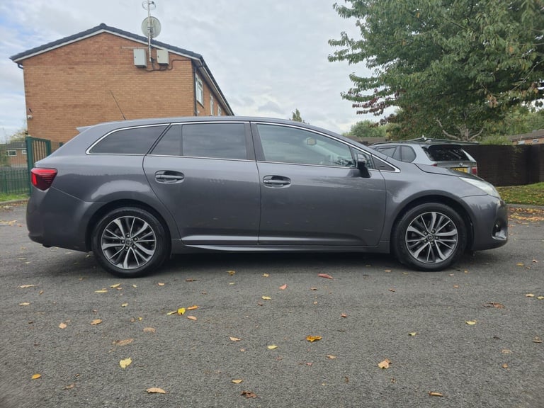 2015 Toyota Avensis 1.6D Business Edition Plus 5dr ESTATE DIESEL Manual