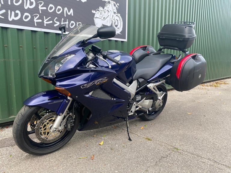 Honda VFR 800F-2 Low Miles Full Luggage Recent Big Service 