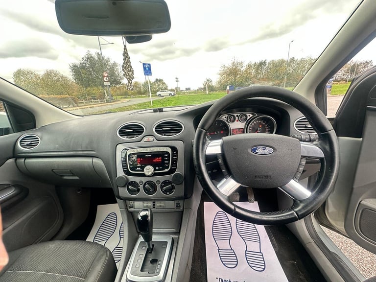 2010 Ford Focus 1.6 Titanium 5dr HATCHBACK Petrol Automatic