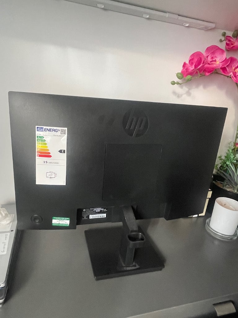 Perfect condition 100% authentic Hewlett Packard HP V22ve G5 22” HD LCD monitor