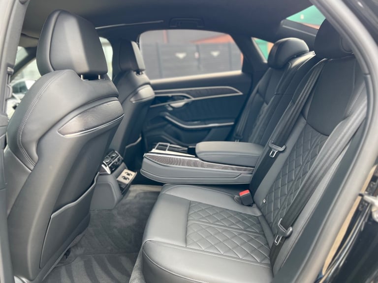 2022 72 Audi A8 3.0 V6 TFSie 60 S-Line Quattro 462ps