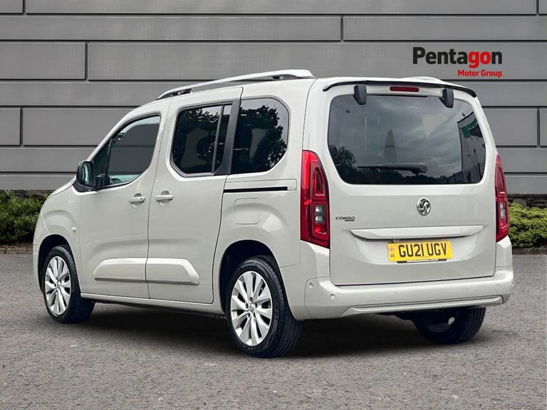  Vauxhall Combo Life 1.2 Turbo Elite MPV 5dr Petrol Auto Euro 6 s/s 7 Seat 130