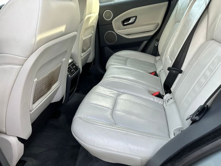 2015 Land Rover Range Rover Evoque 2.0 ED4 SE 5d 148 BHP Estate Diesel Manual