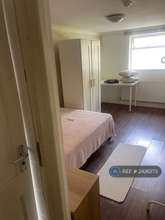 1 bedroom in Brixton, Brixton, SW2 (#2426273)