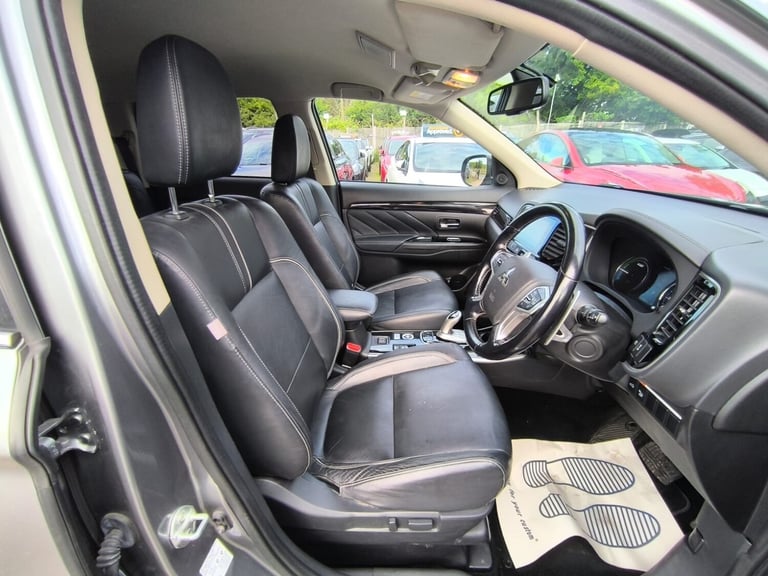 2018 Mitsubishi Outlander 2.0 Plug-in Hybrid PCO Ready 12kWh 4h SUV 5dr 4WD 2 Keys Euro 6 ULEZ Fr...