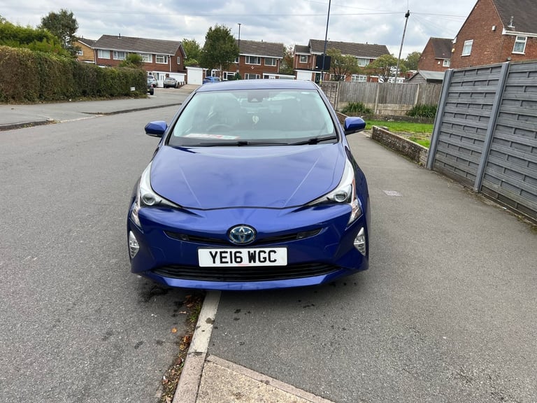 TOYOTA PRIUS BUSINESS EDITION  2016 HYBRID AUTOMATIC