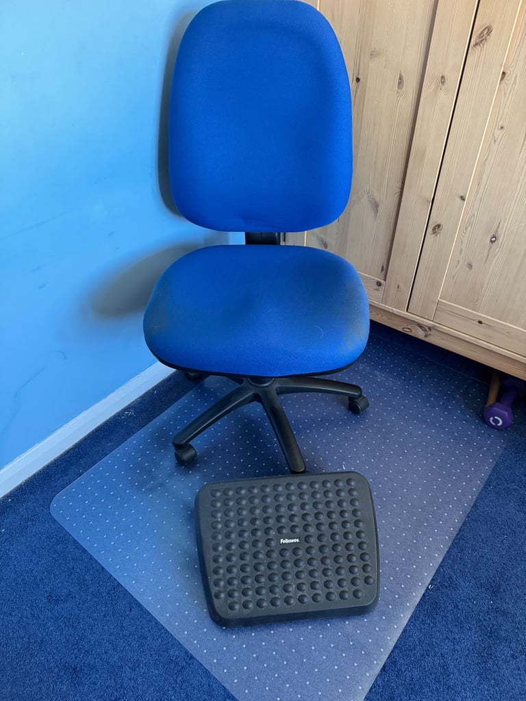 Free Office Chair, Carpet Matt & Foot Rest