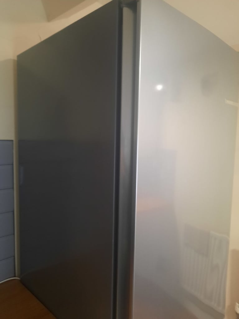 Series 4 KGN362LDFG 70/30 Fridge Freezer