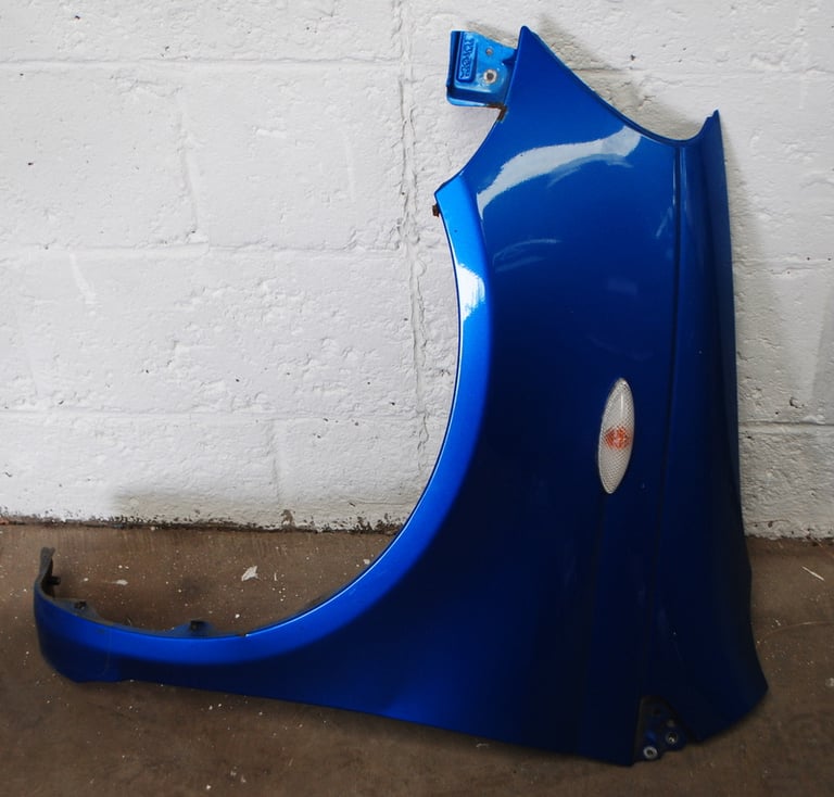1999-2006 TOYOTA YARIS MK1 FRONT PASSENGER SIDE WING BLUE