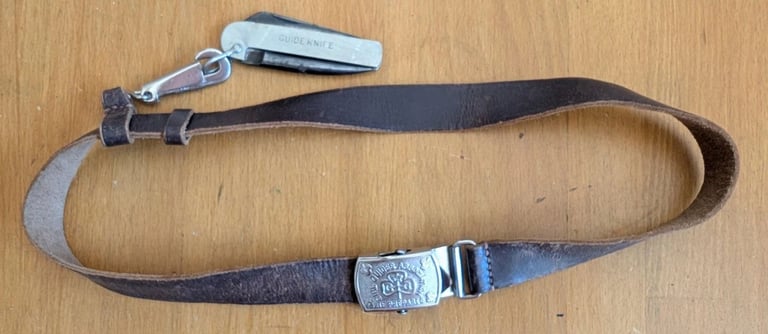 Beautiful Vintage Girl Guides Association Adjustable Leather Belt With Buckle 