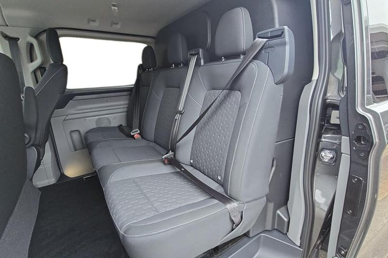 2025 Ford Transit Custom 2.5 PHEV 232ps H1 Double Cab Van Limited Auto PANEL VAN PETROL/ELECTRIC ...