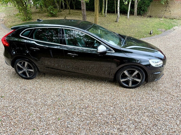 2016 Volvo V40 2.0 V40 R-design D2 5dr Hatchback Diesel Manual