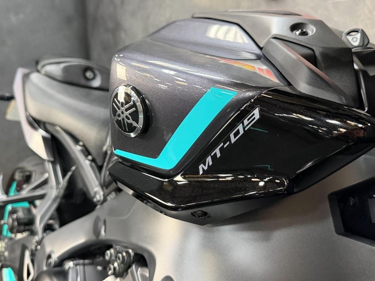 2024 Yamaha MT-09 900 Hyper-naked Euro 5