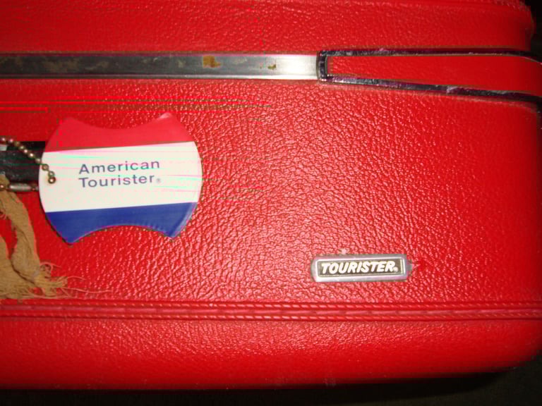 image for American Tourister Hard Shell suitcase.