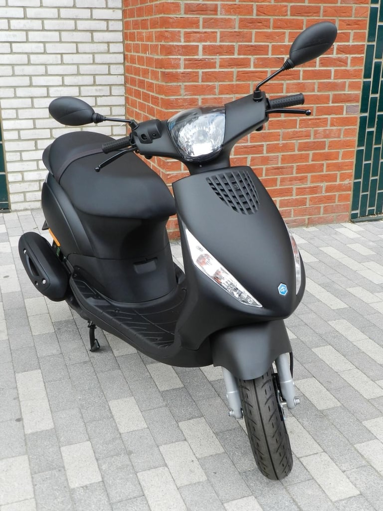 Piaggio Zip 50 E5