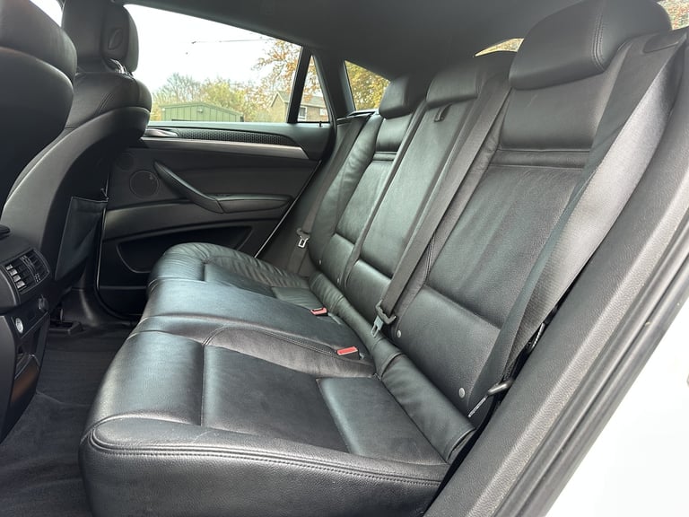 2011 BMW X6 3.0 xDrive40d Diesel Auto 4 Door Coupe White