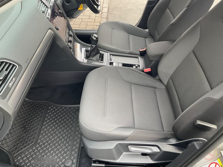 2017 Volkswagen Golf 1.6 TDI SE Estate 5dr Diesel Manual Euro 6 (s/s) (115 ps)