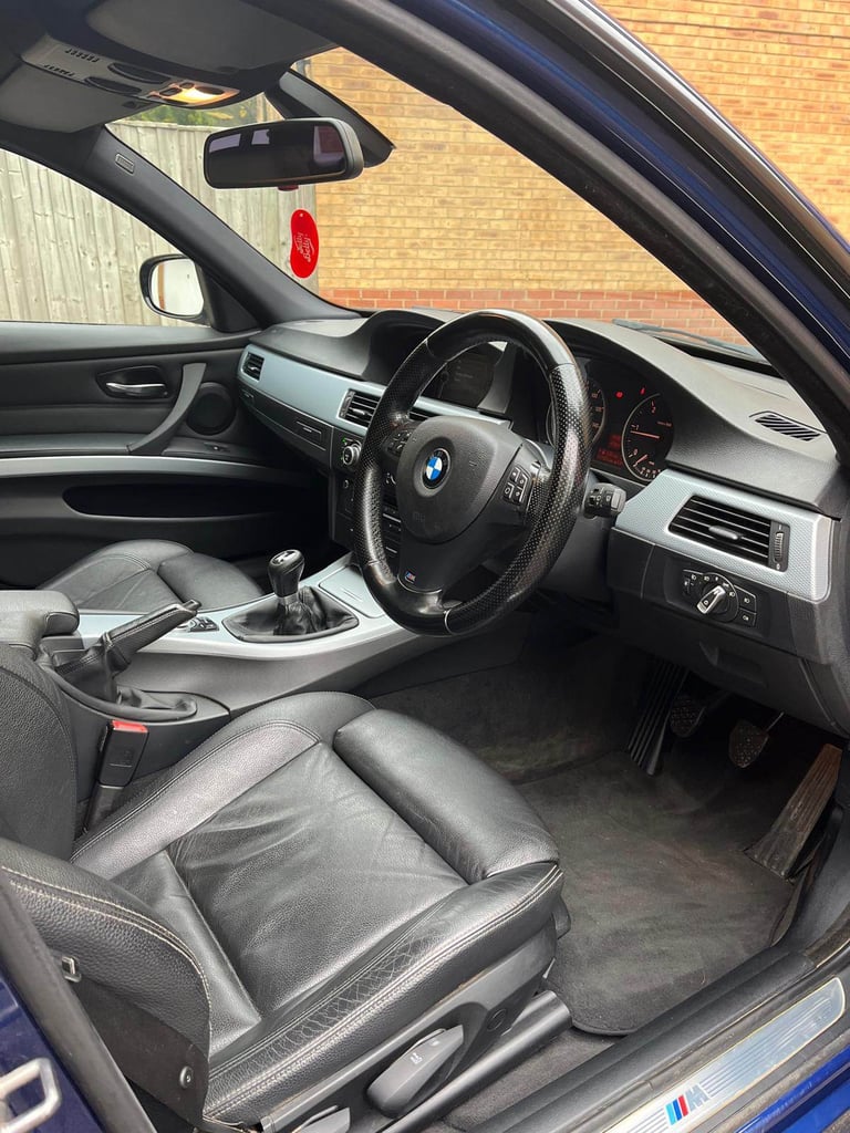 BMW, 3 SERIES, Estate, 2009, Manual, 1995 (cc), 5 doors