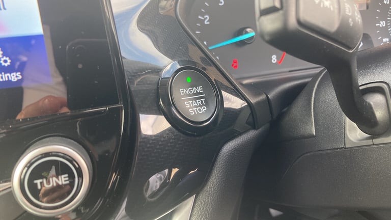 2022 Ford Puma 1.0 EcoBoost Hybrid mHEV Titanium 5dr Petrol Hatchback Hatchback Petrol Manual