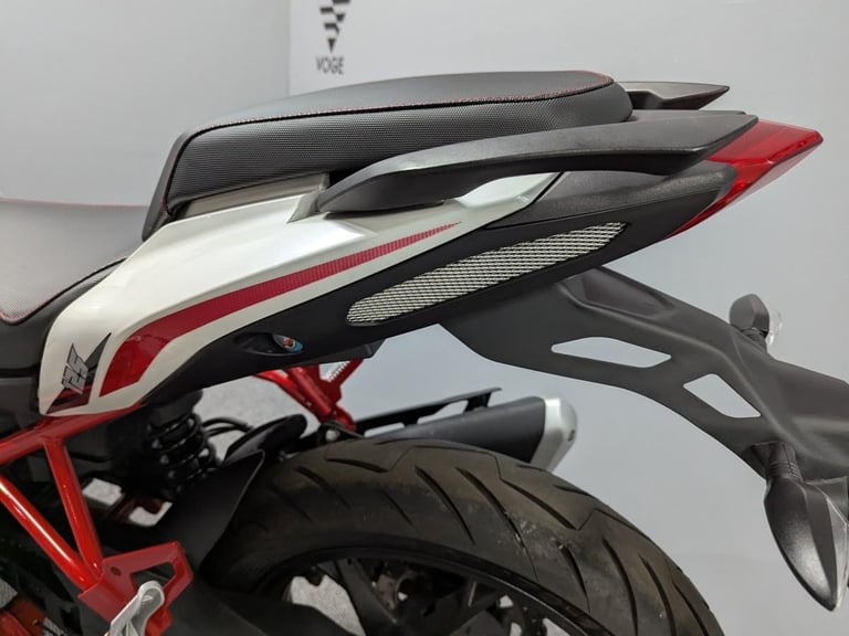 2025 (75) Benelli BN125 in White