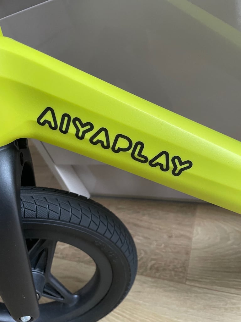Aiyaplay Children’s unisex balance bike