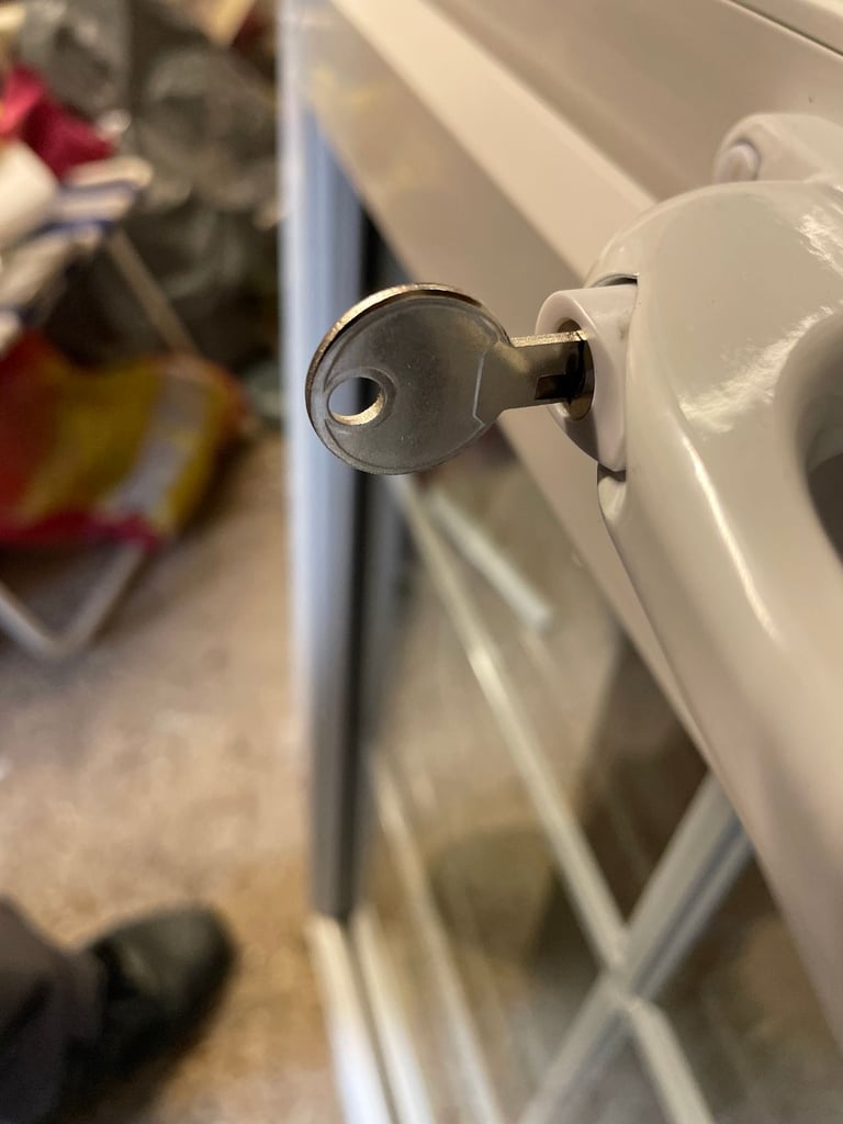 H 109 x W 63 cm - **1 LEFT** GEORGIAN UPVC DOUBLE GLAZED WINDOW - (REF: SJ457)