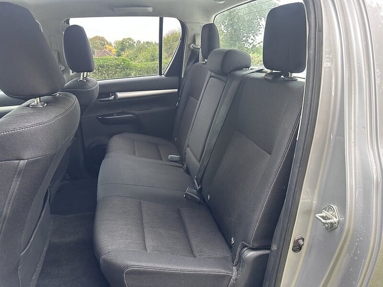 2020 Toyota Hilux D-4D Icon Pickup Diesel Manual