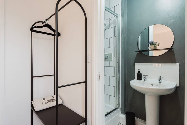 image for 3-bed Semi-D M18 Manchester for sales
